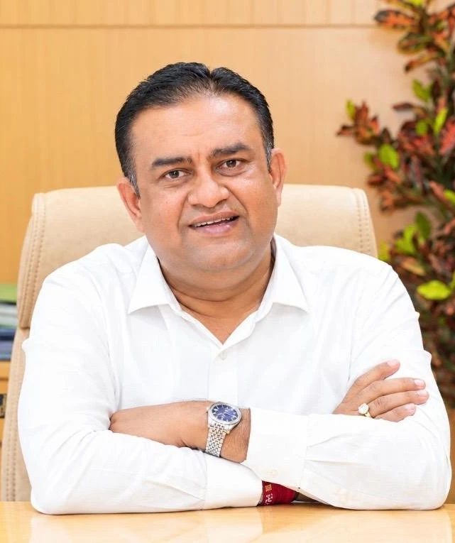GROUP MANAGING DIRECTOR